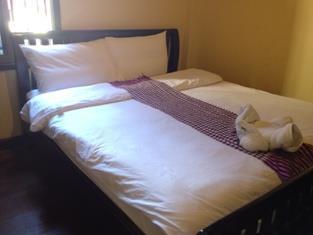 Central Backpacker Hostel Luang Prabang Ngoại thất bức ảnh