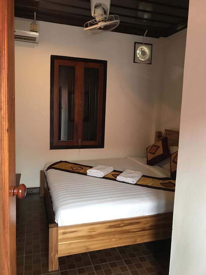 Central Backpacker Hostel Luang Prabang Ngoại thất bức ảnh
